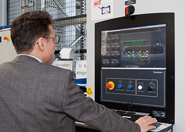 With TDM, Stefan Kempf can track the utilization of his machines in real time.